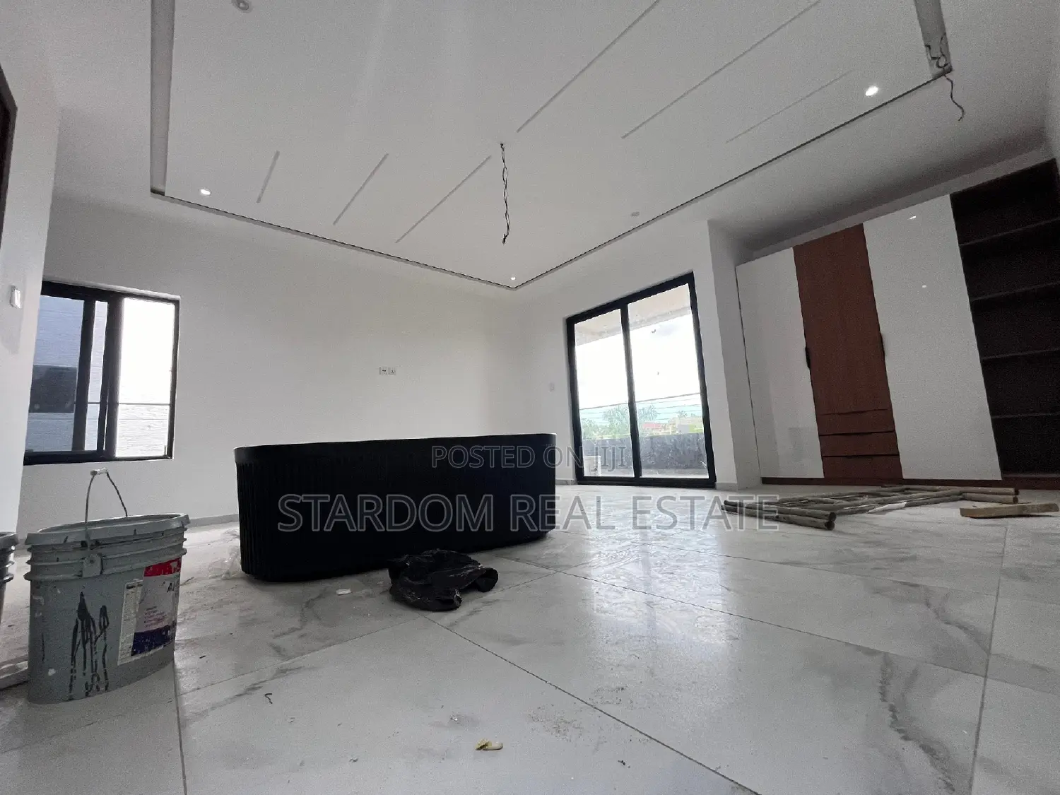 4bdrm Duplex in East Legon for rent