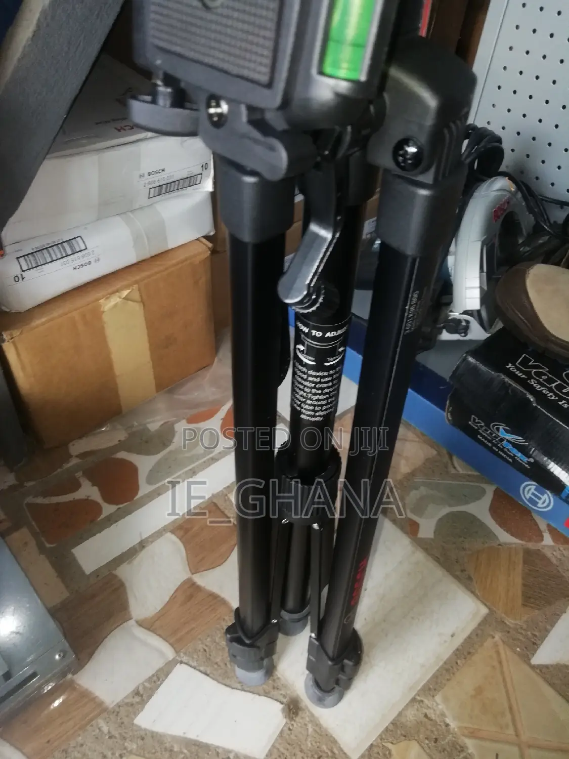 BT 150 Tripod Stand
