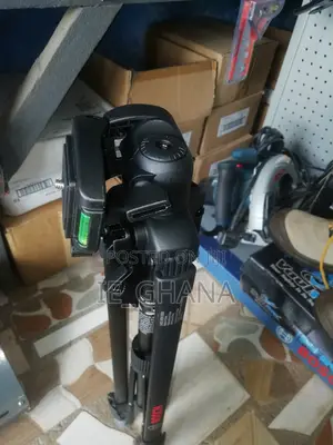 BT 150 Tripod Stand