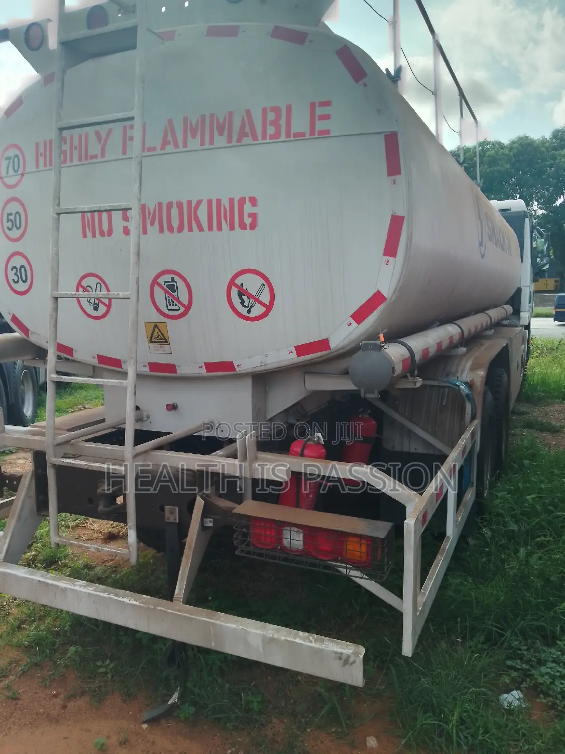 Brand New 20,000L Fuel Tanker, Shacman X3000 for Sale