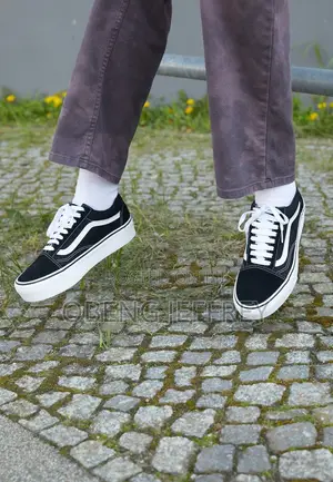 Original Vans Old Skul Black and White