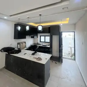 2bdrm Townhouse/Terrace in Ashaley Botwe for sale