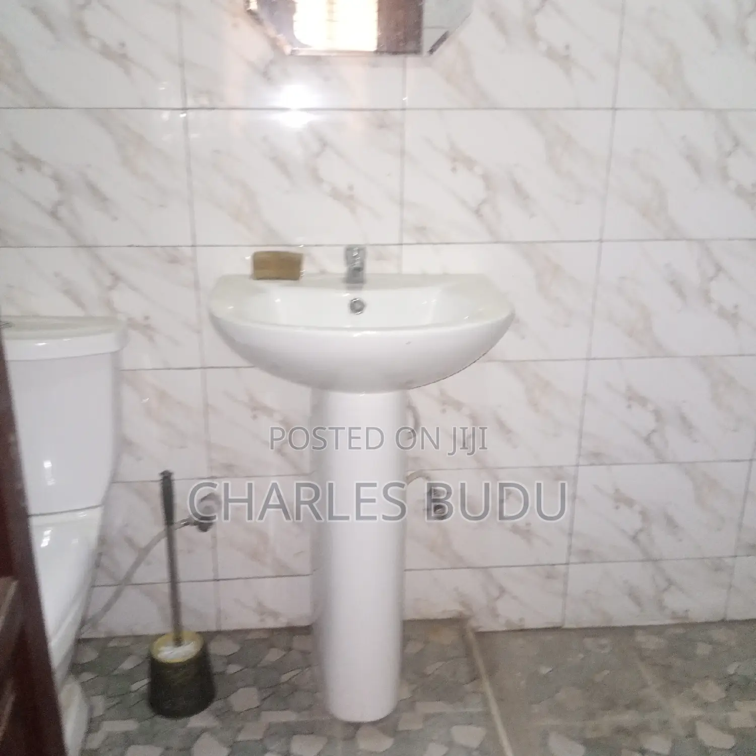 1bdrm Apartment in Estate, Dansoman for rent