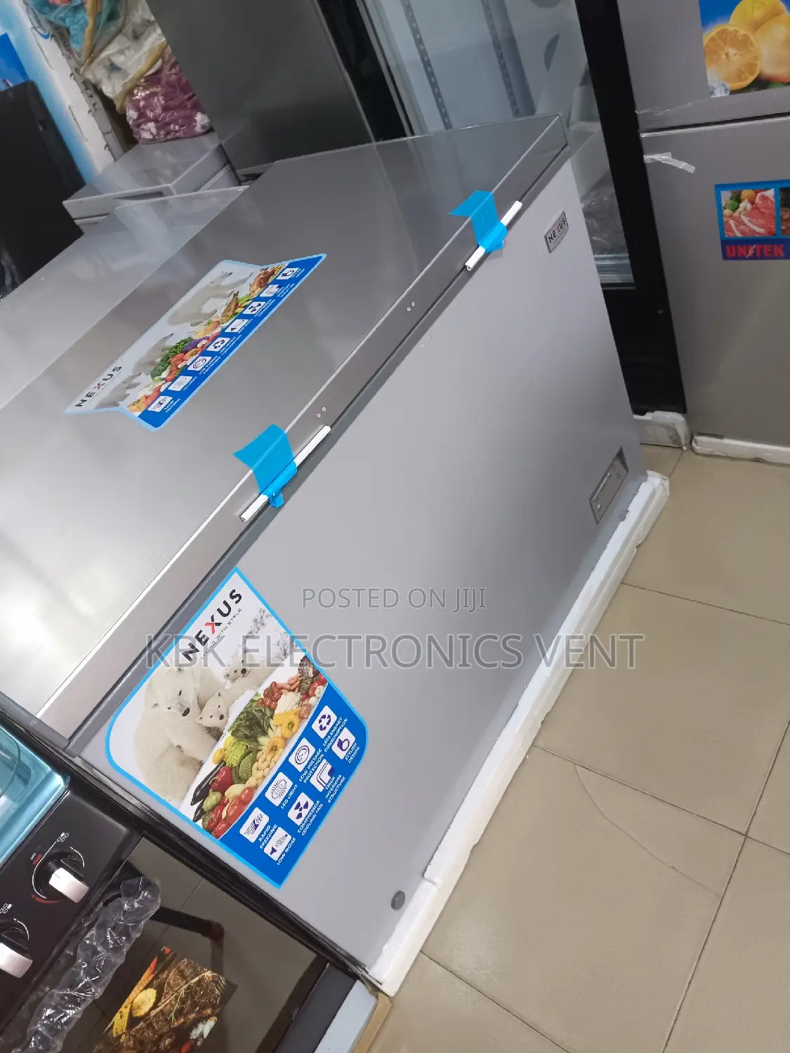 Nexus 320liter Chest Freezer With Glass Cover