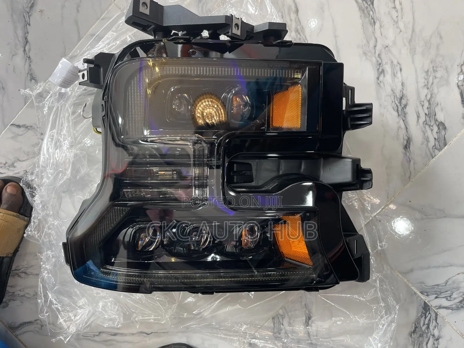 Ford F150 Head Light