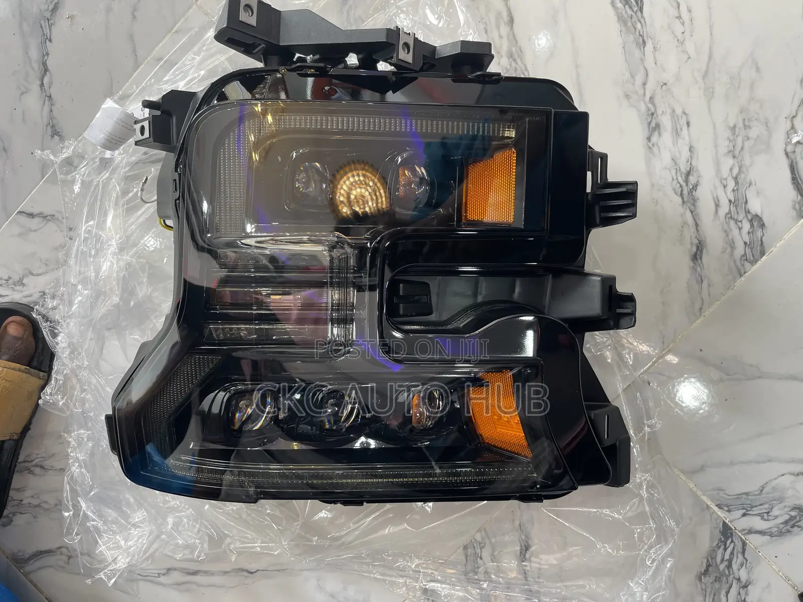 Ford F150 Head Light