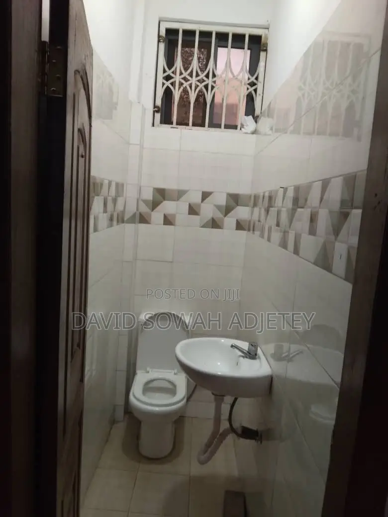 2bdrm Apartment in Malik, Teshie for rent