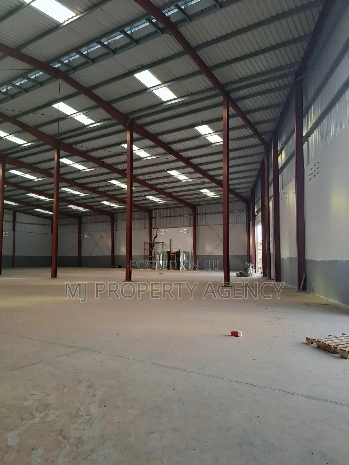2000 SQM Warehouse at Tema Newly Built