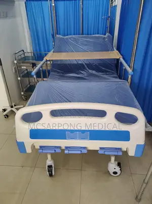Adjustable Hospital Beds With Full Accessories