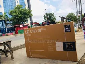 Slim Sleek UHD Smart LG 75”UR8000