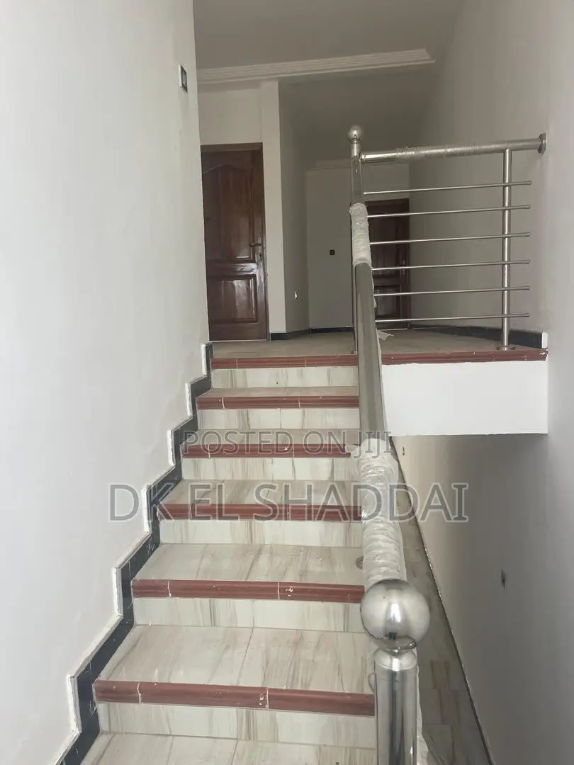 3bdrm House in Ashomang Estate for sale