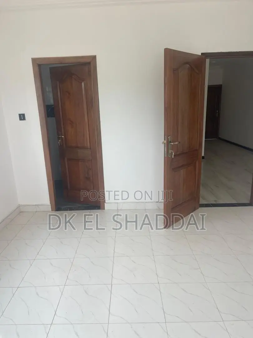 3bdrm House in Ashomang Estate for sale