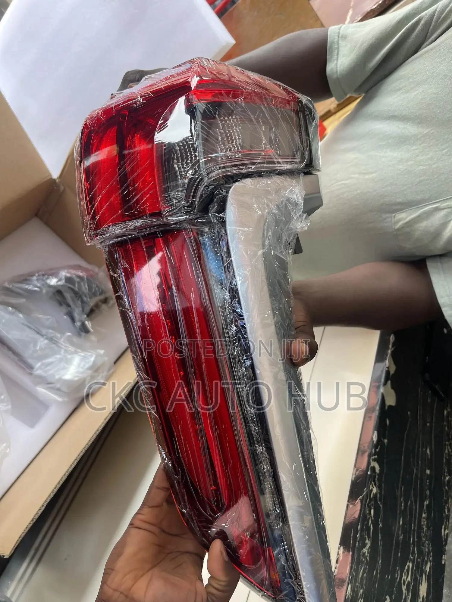 Lexus LX570 2018 2019 Tail Lamp Complete