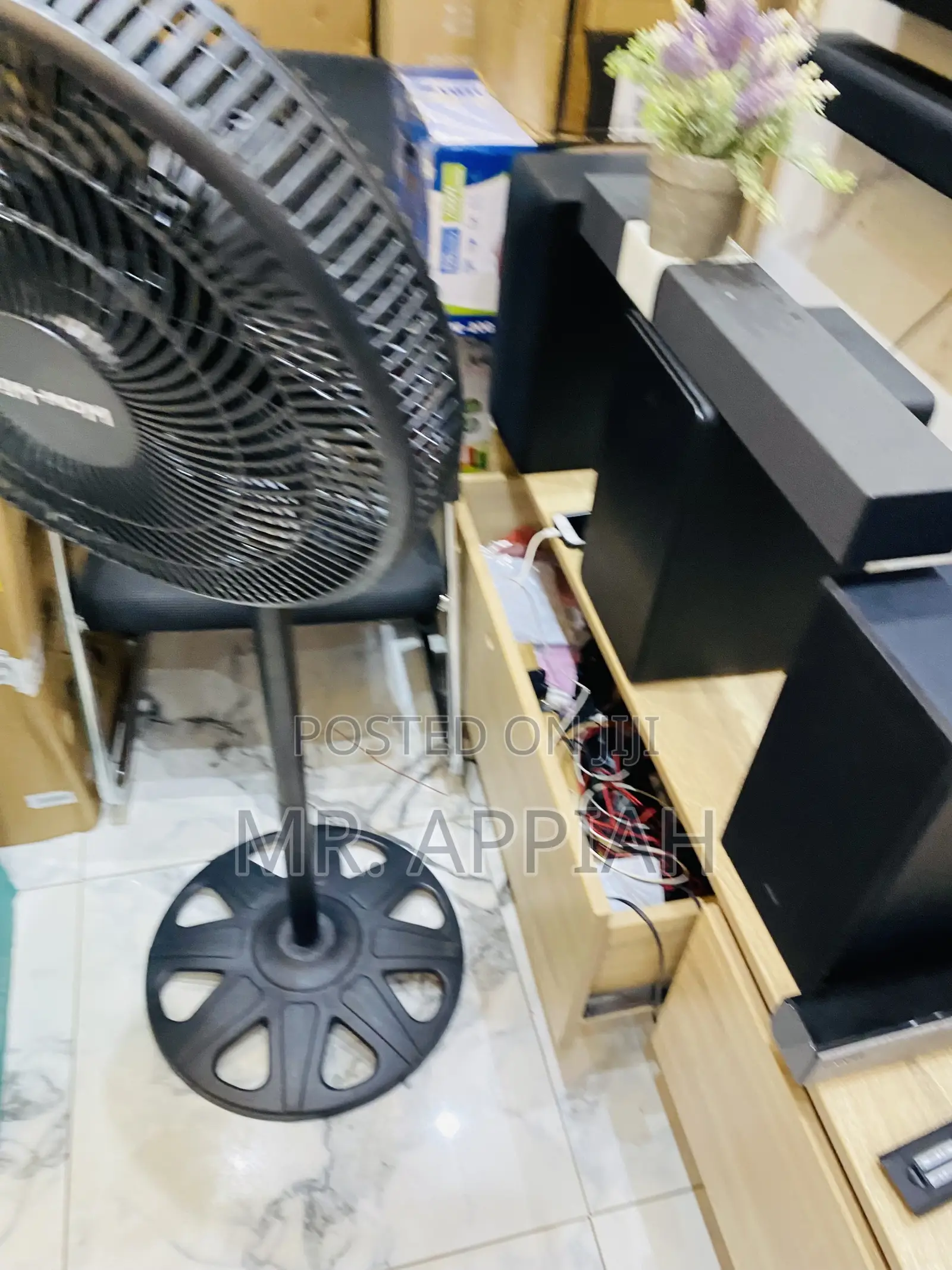Quality Yet Affordable Wow Win Rechargeable Fan 17.2.