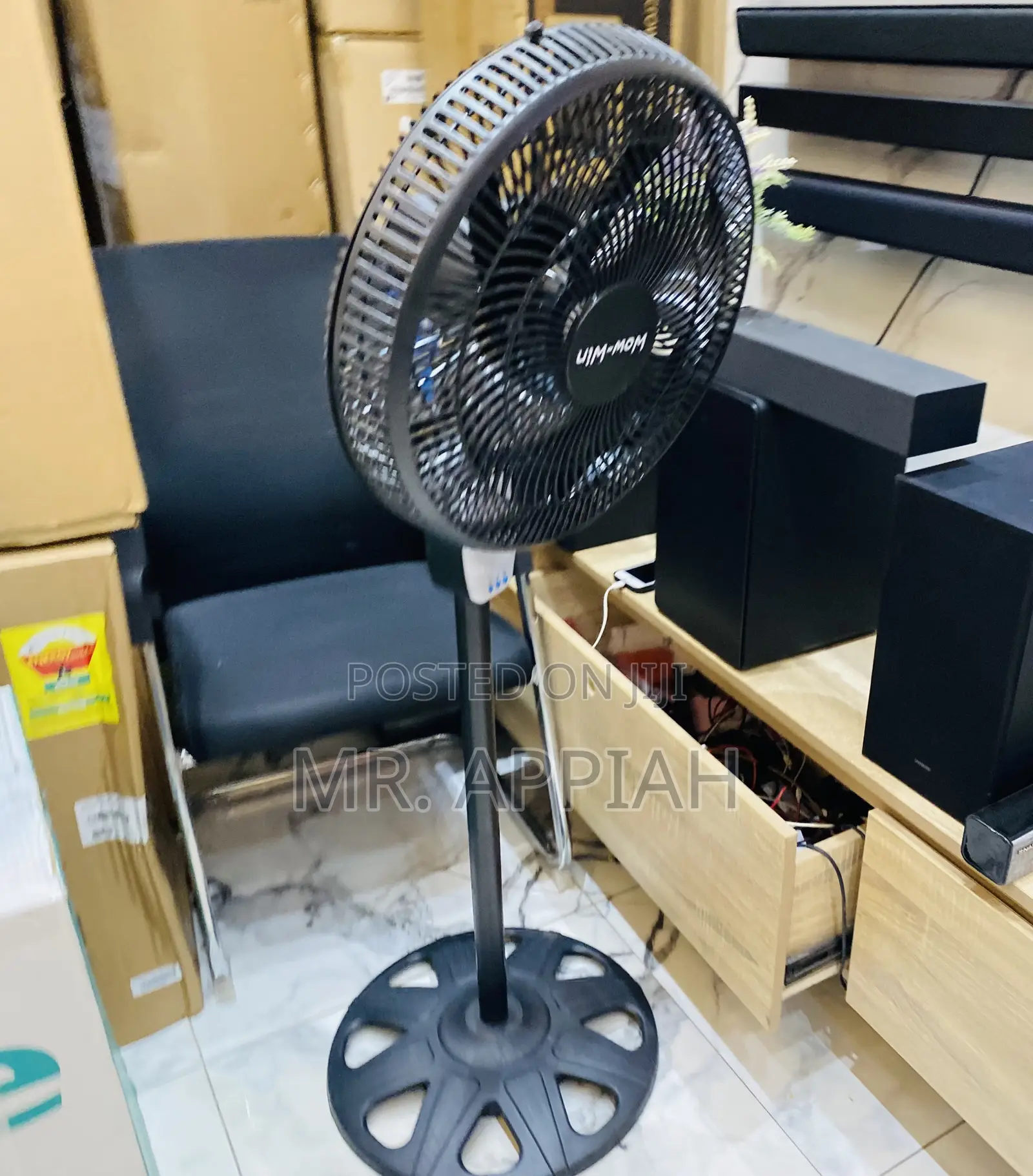 Original Wow Win Rechargeable Fan 17.2.