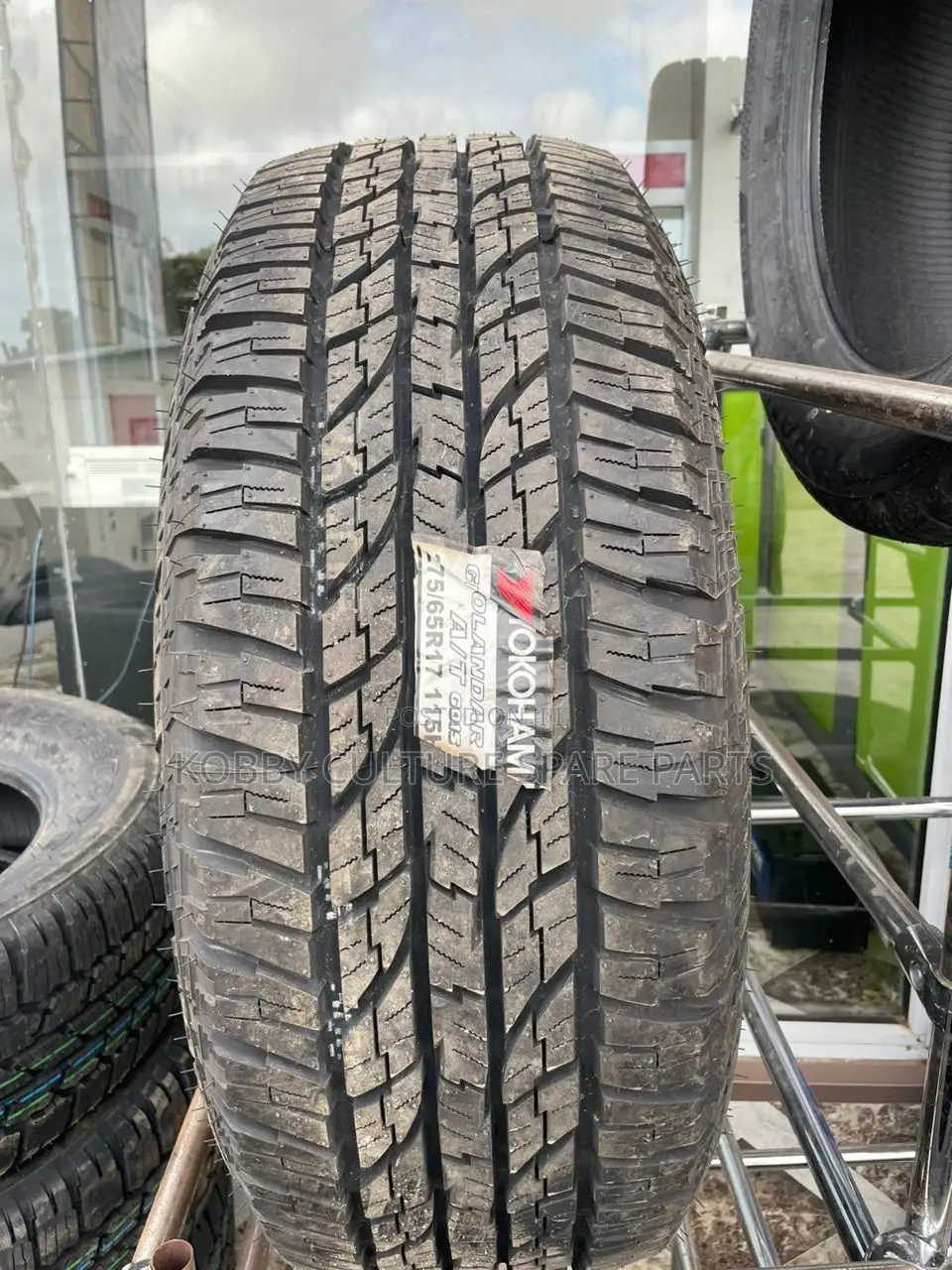 Original Yokohama 275/65r17 Tyres Available
