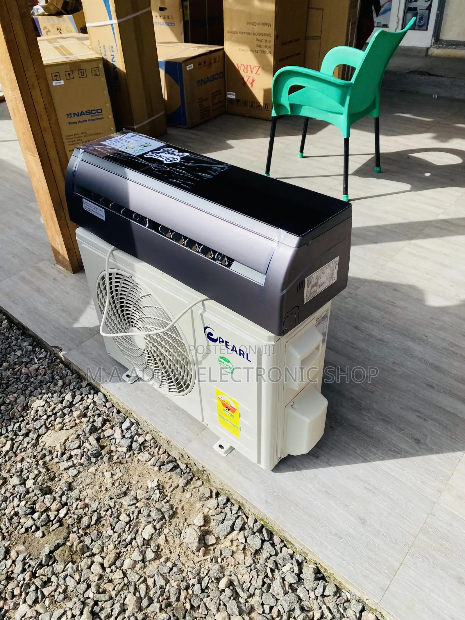 Extremely Chilling Pearl 1.5hp R410(Black)Air Conditioner.