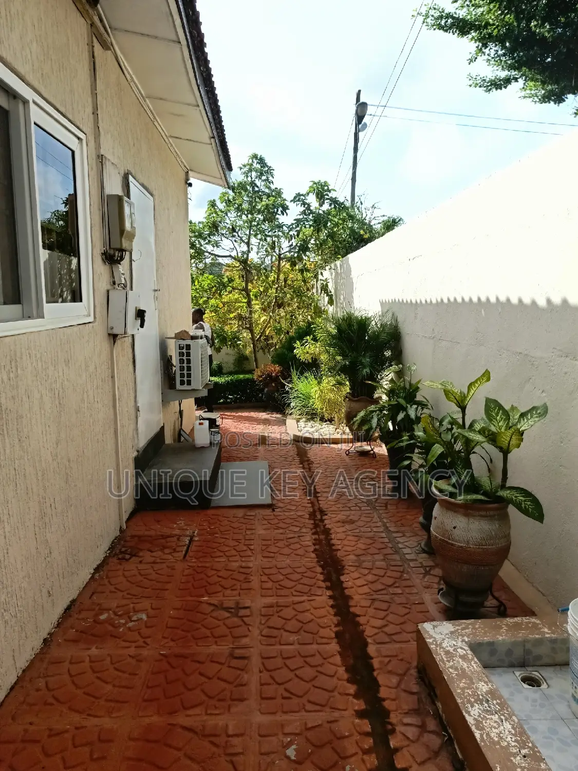 3bdrm House in Unique Key Agency, Accra Metropolitan for rent