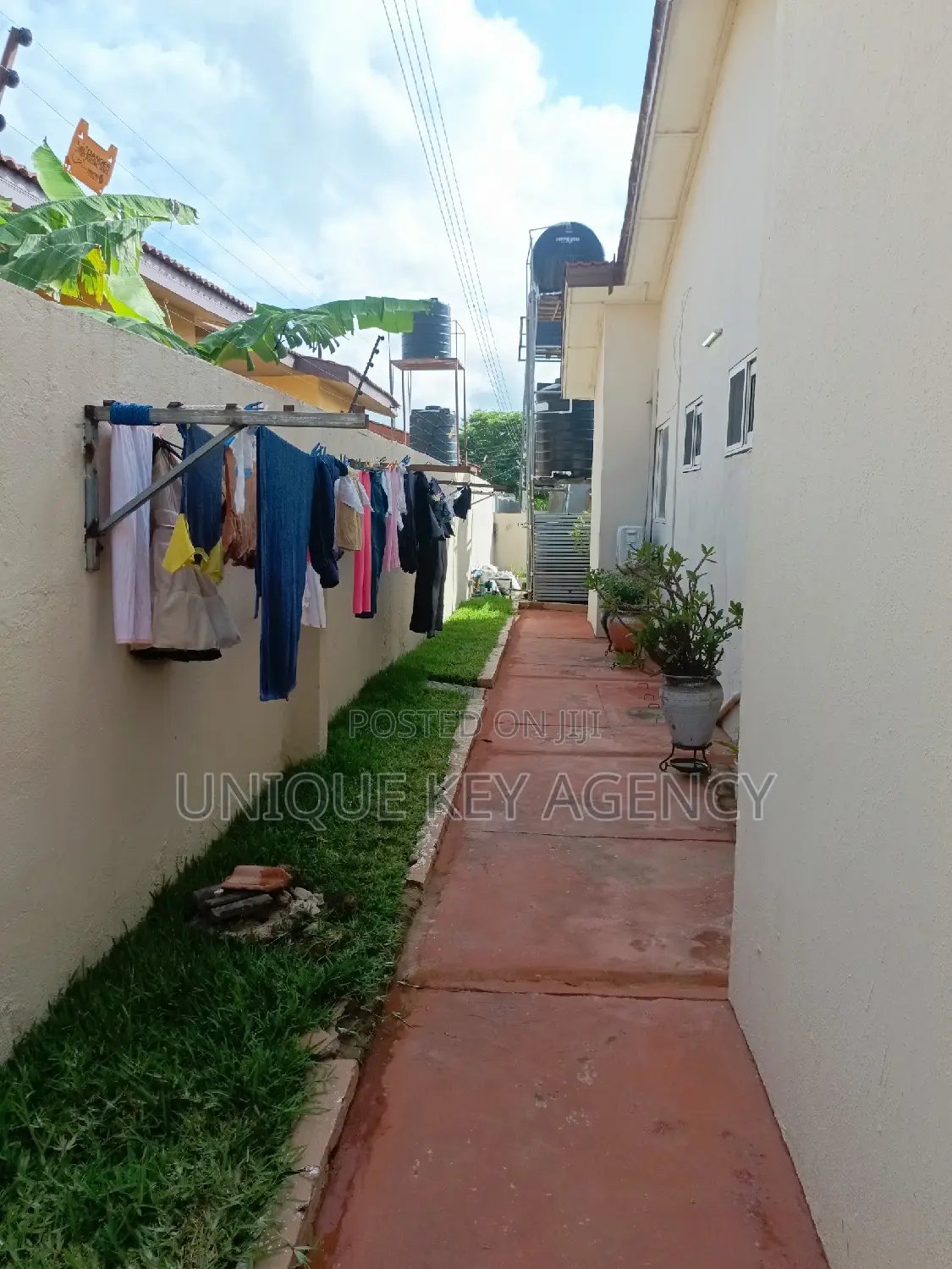 3bdrm House in Unique Key Agency, Accra Metropolitan for rent