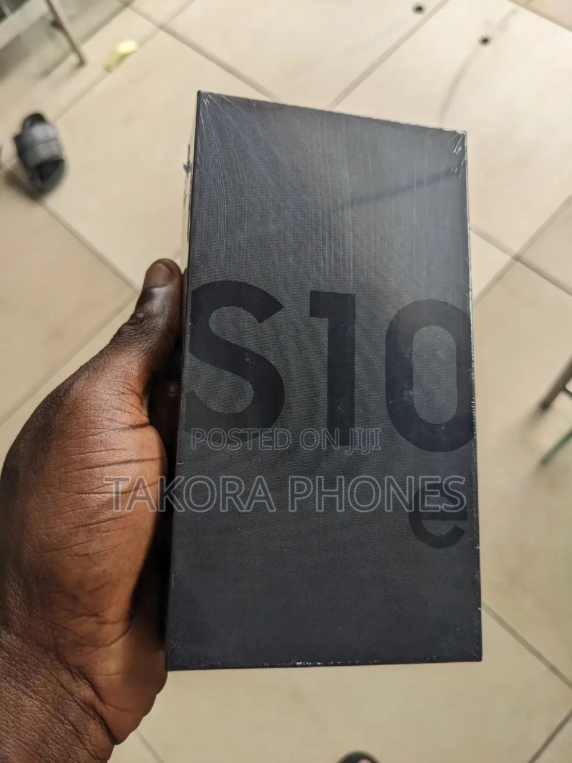 New Samsung Galaxy S10e 128 GB White