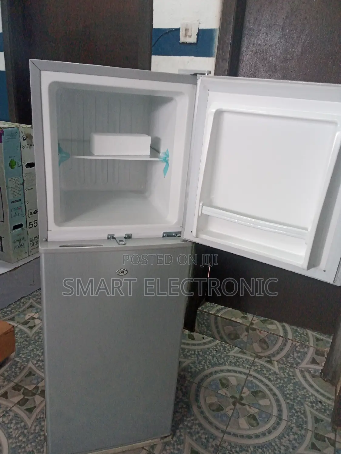 138L Westpool Refrigerator Refrigerator
