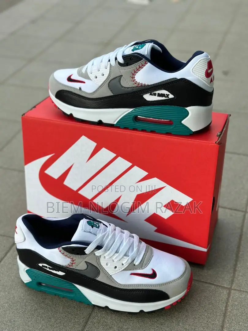 High Quality Reebok N Nike Air Sneakers Available In Stock