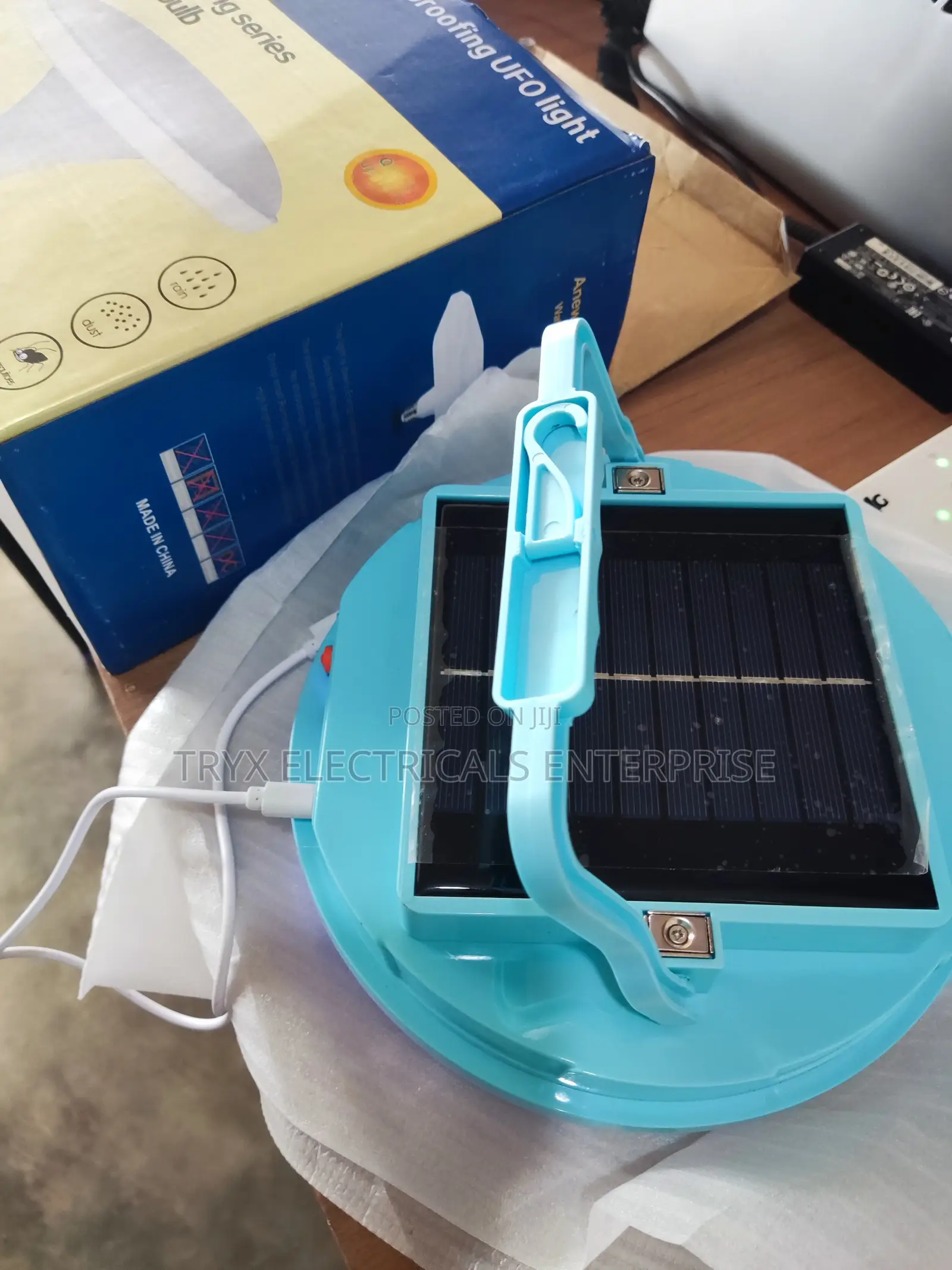 300w Emergency Solar Light Powe Bank