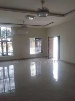 4bdrm Apartment in Achimota, Mile 7 for sale