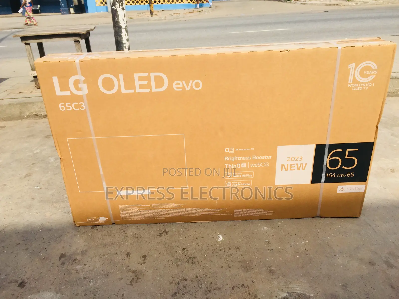 Outstanding OLED Smart LG 65”C36 Tv 