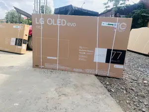 New OLED Smart LG 77”C36 Tv  