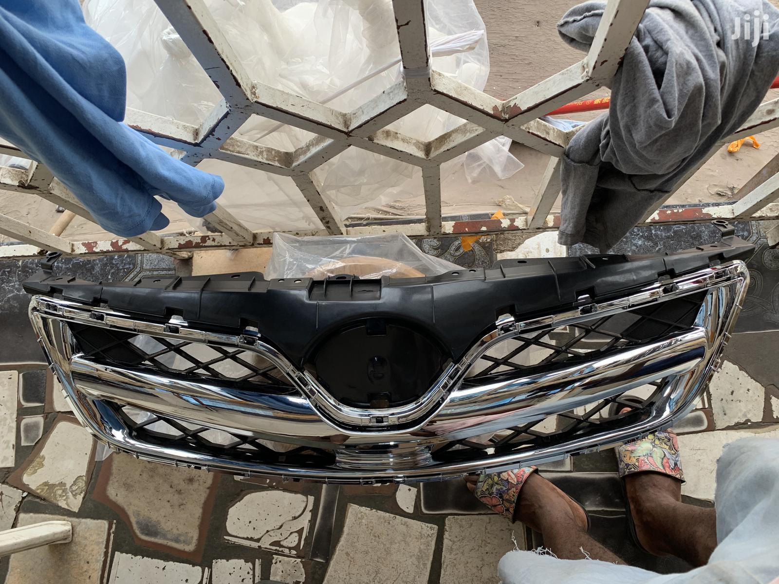 Toyota Corolla 2011-2013 Grill/Shells