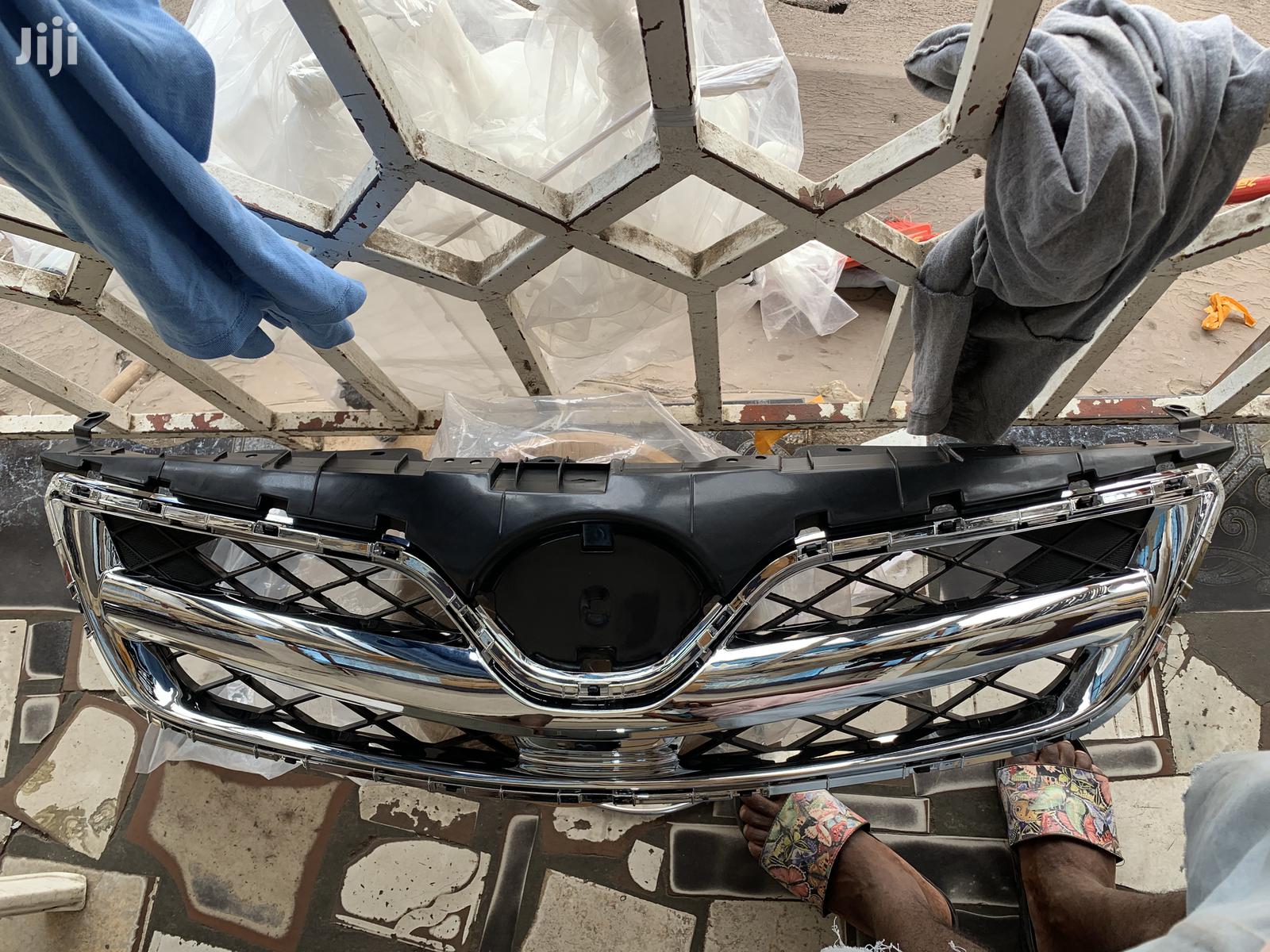 Toyota Corolla 2011-2013 Grill/Shells