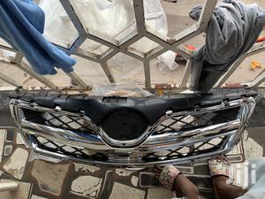 Photo - Toyota Corolla 2011-2013 Grill/Shells