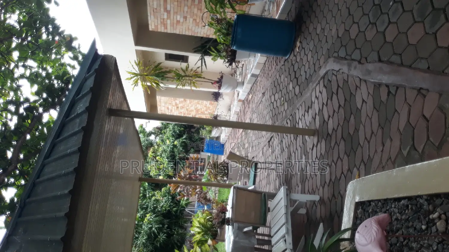 Furnished 2bdrm Apartment in Dome for rent
