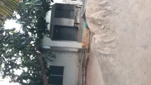 5bdrm House in Ablekuma for sale