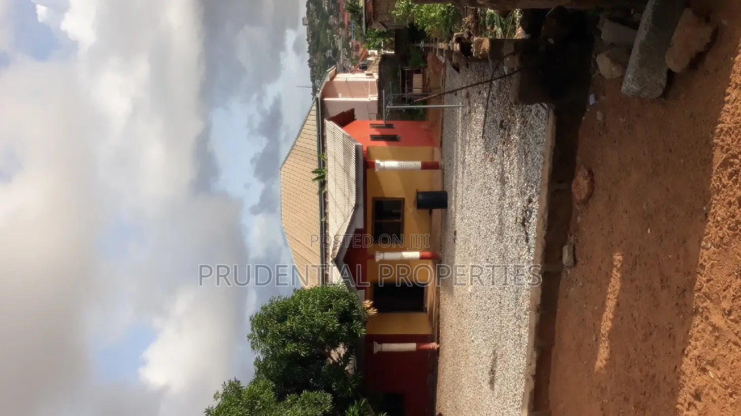 4bdrm House in Ablekuma for sale