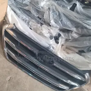 Hyundia Santafe Grille 2017