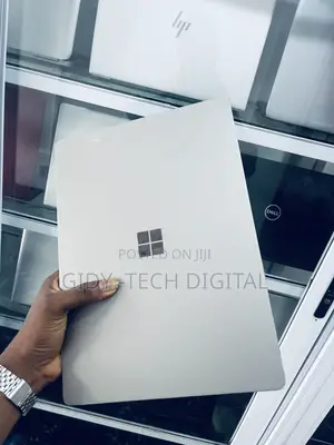 Laptop Microsoft Surface 8GB Intel Core i7 SSD 256GB