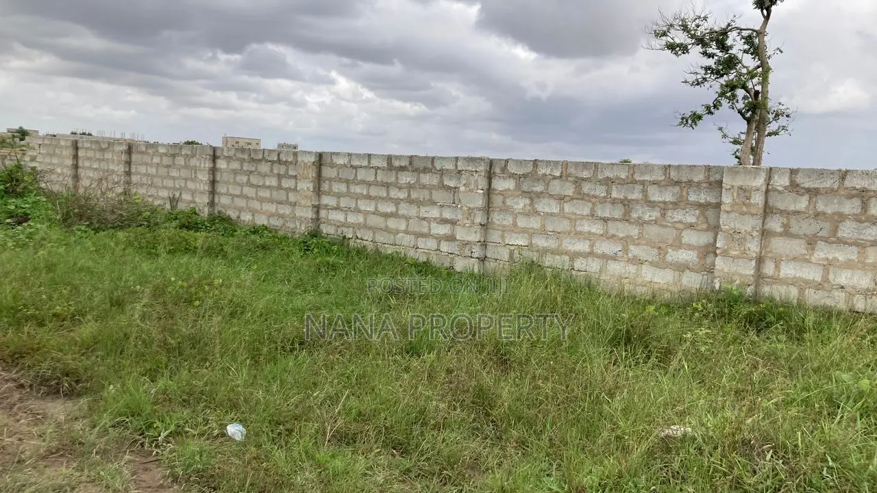 15 Plots of Land for Sale Located at Oyarifa Ghana Flag