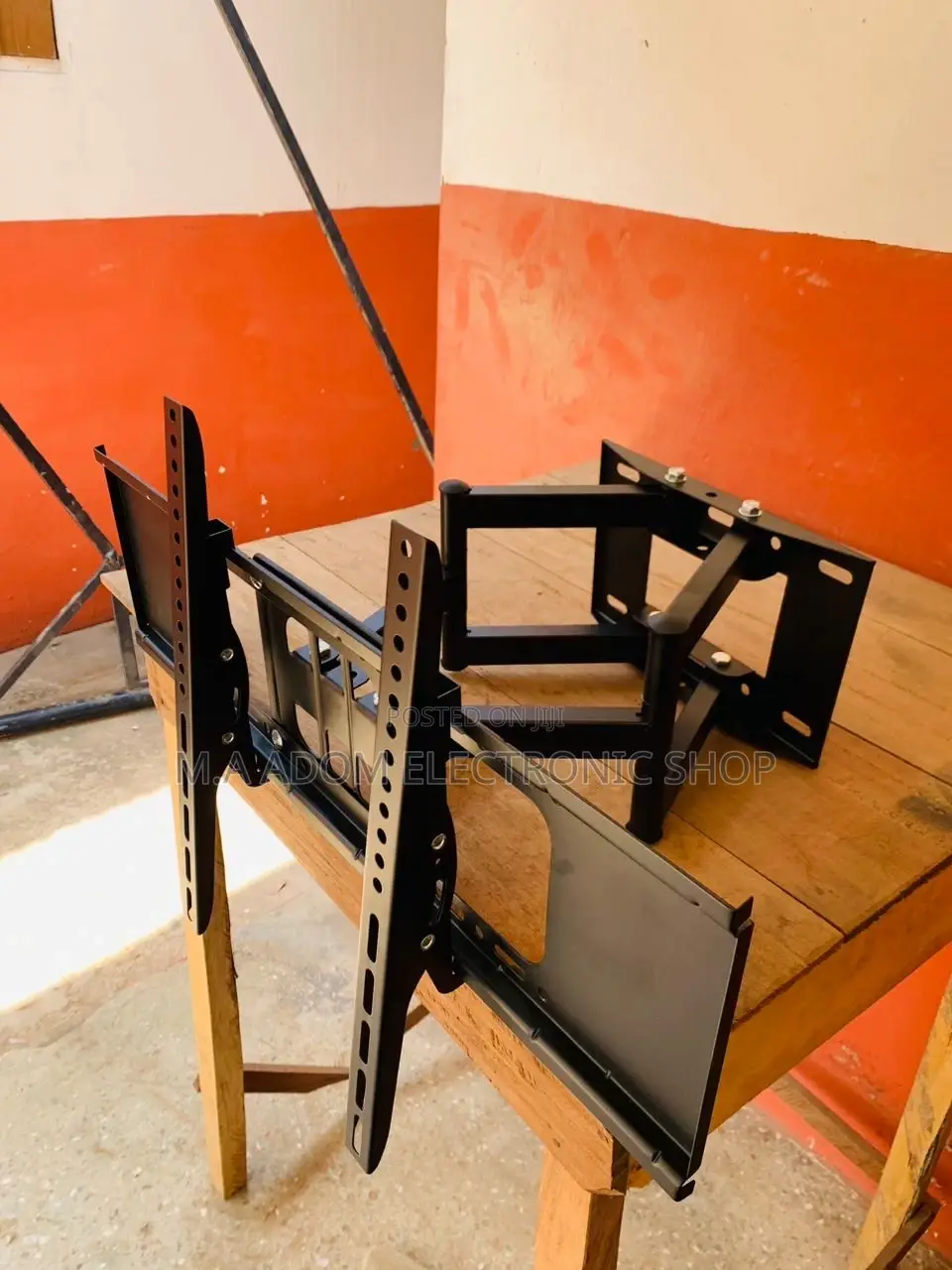 Shop Quality Adjustable Wall Mount for Tv Between 42” to 80”