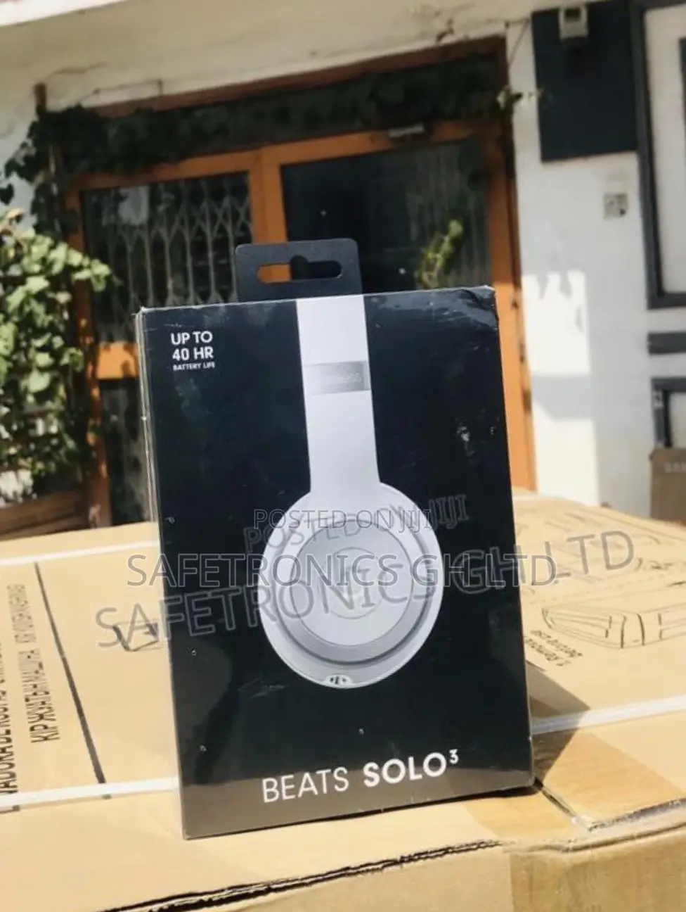 Beats Solo 3 Electric Gray Bluetooth Wireless Speaker
