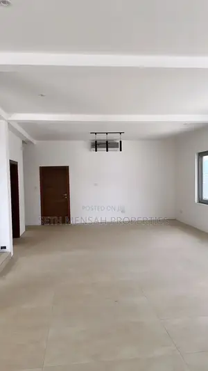 4bdrm Apartment in Accra, Tseaddo for sale