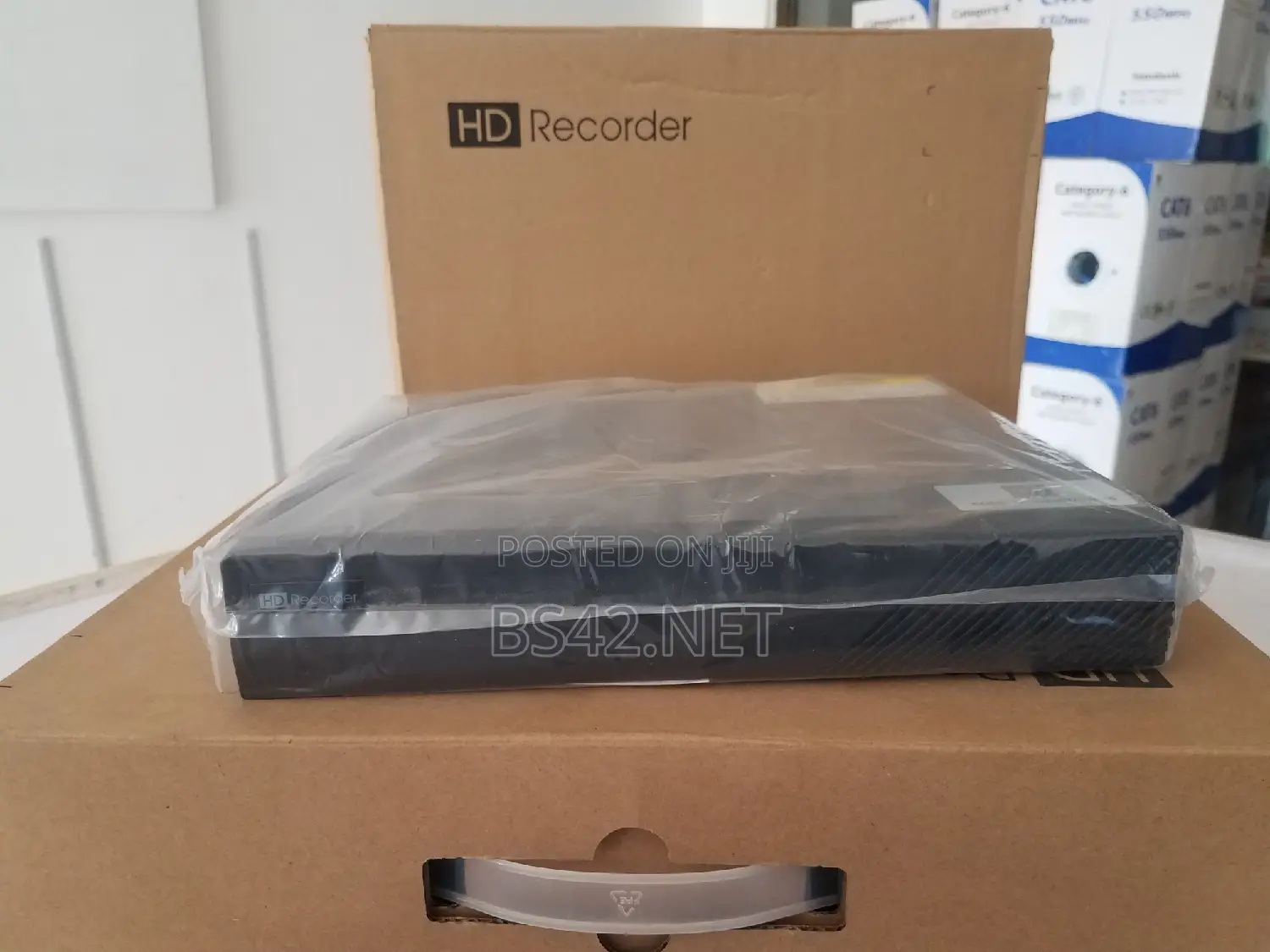 Hybrid 4 Channels DVR