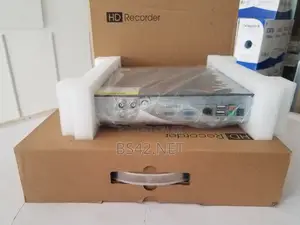 Hybrid 4 Channels DVR