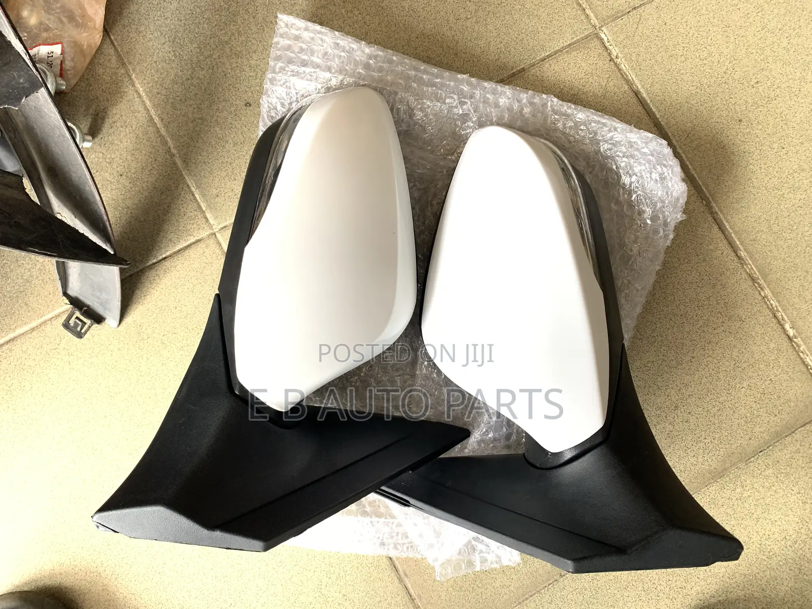 Accent 2012-2015 Side Mirrors With Light Pair