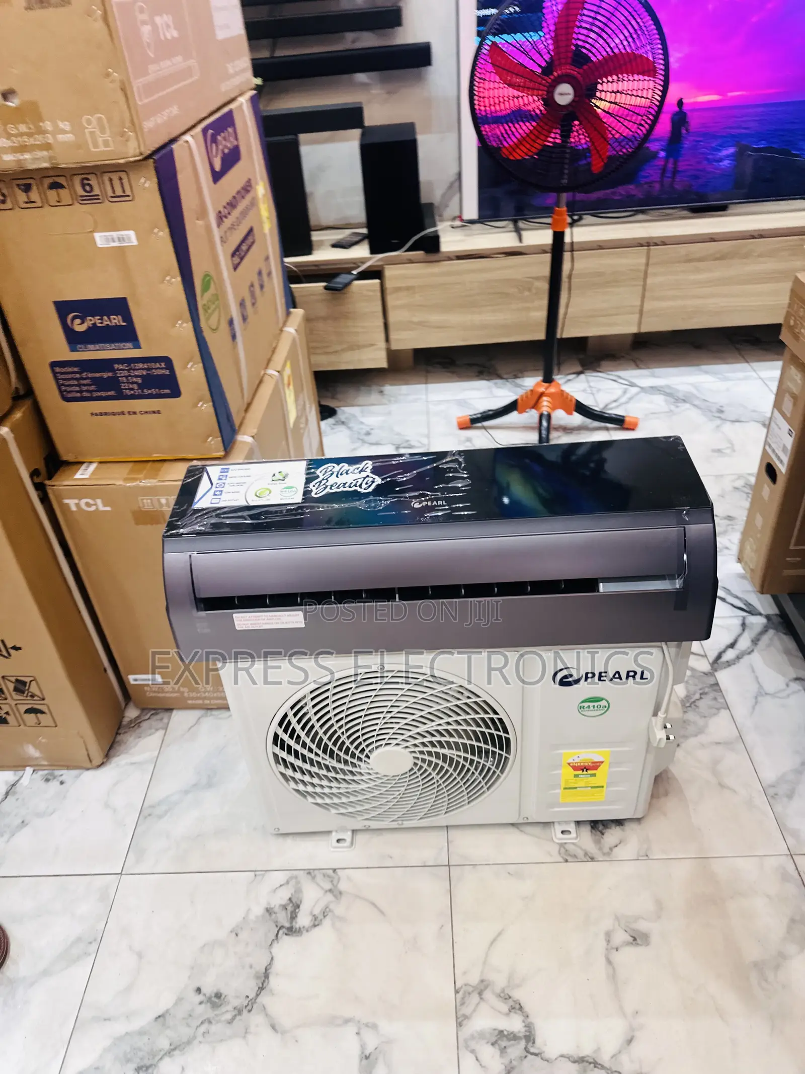 Pearl 2.5hp Split R410 Gas Black Air Conditioner