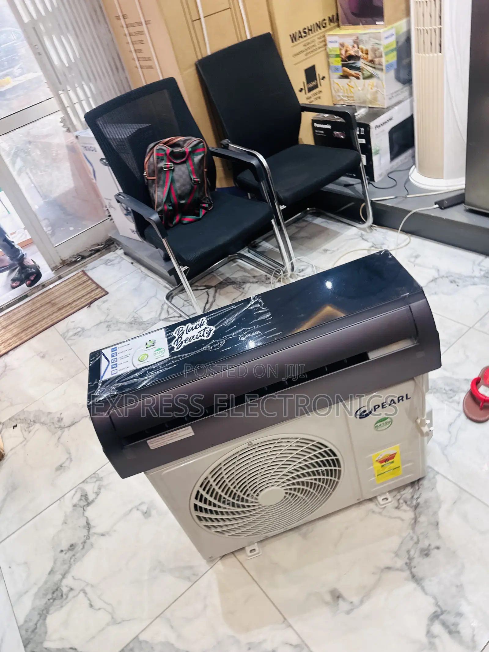 Newly Sealed in Box Pearl Black 1.5hp Split