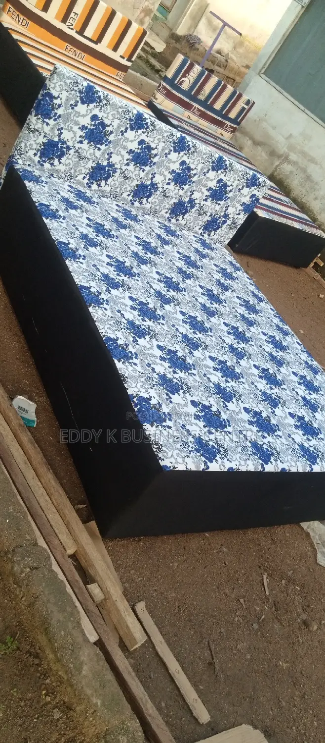 Inbuilt Bed