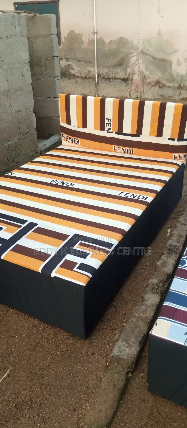 Inbuilt Bed