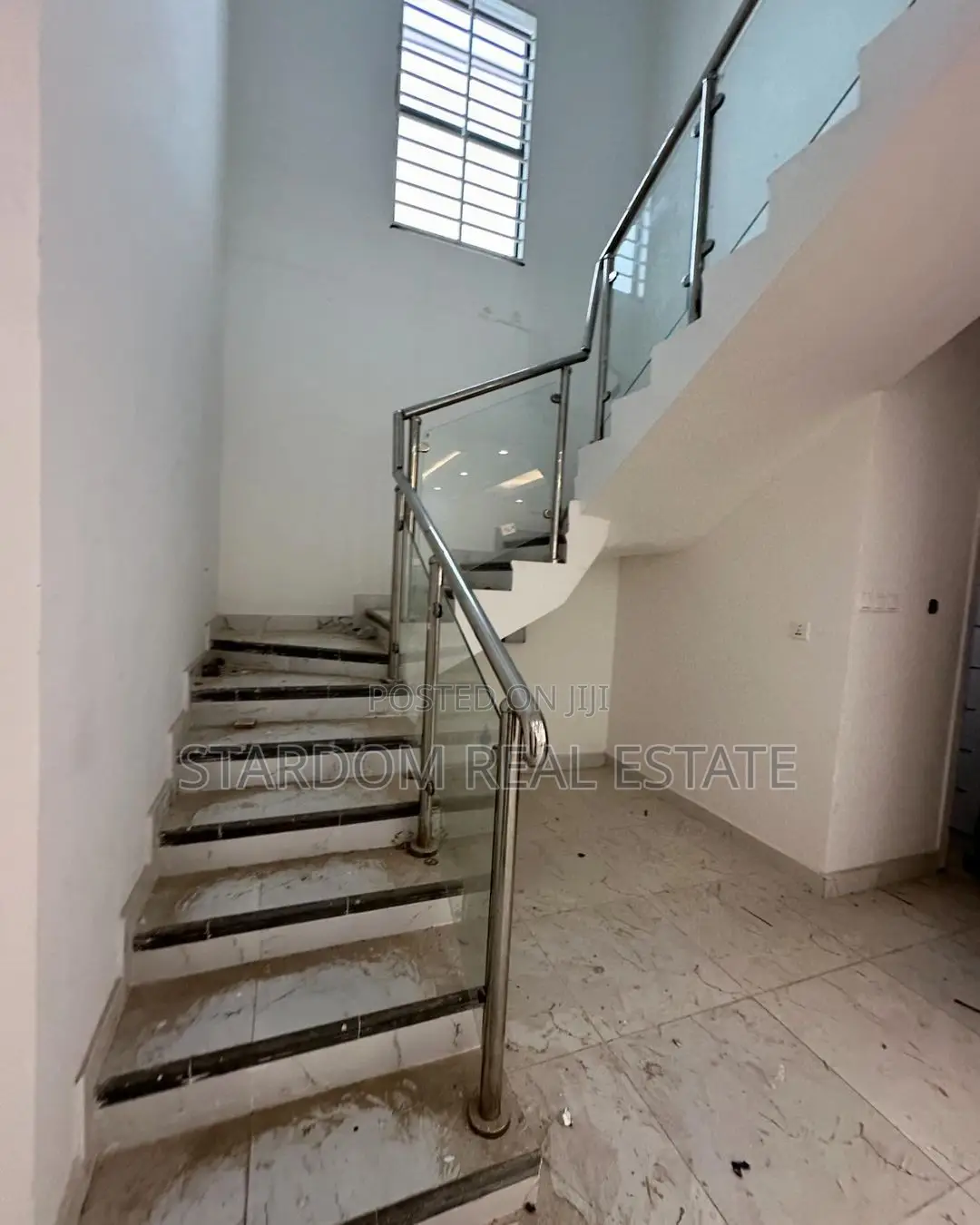 4bdrm Duplex in Spintex for sale